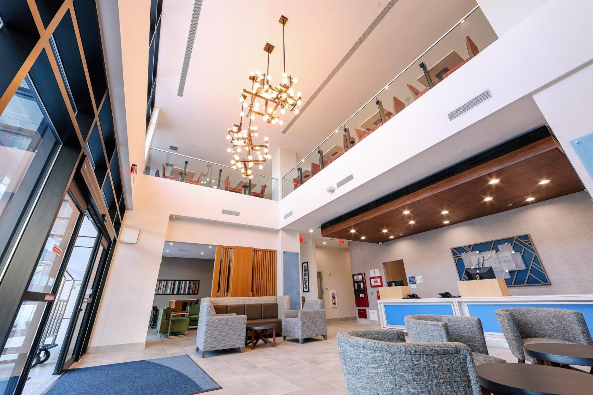 Holiday Inn Express Long Island City E - New York By Ihg Экстерьер фото