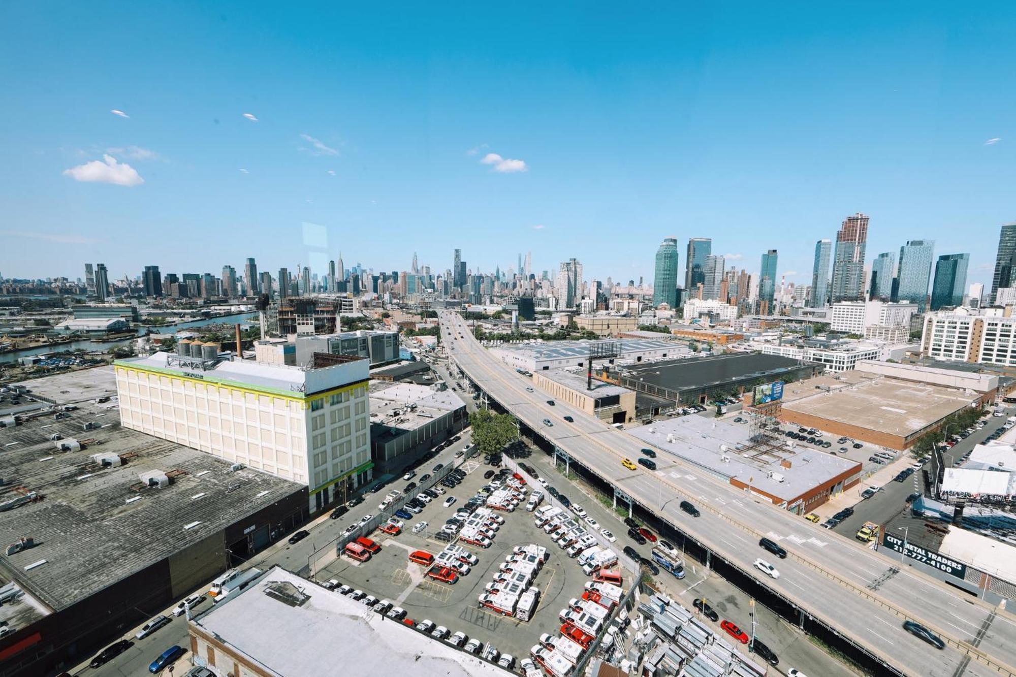 Holiday Inn Express Long Island City E - New York By Ihg Экстерьер фото