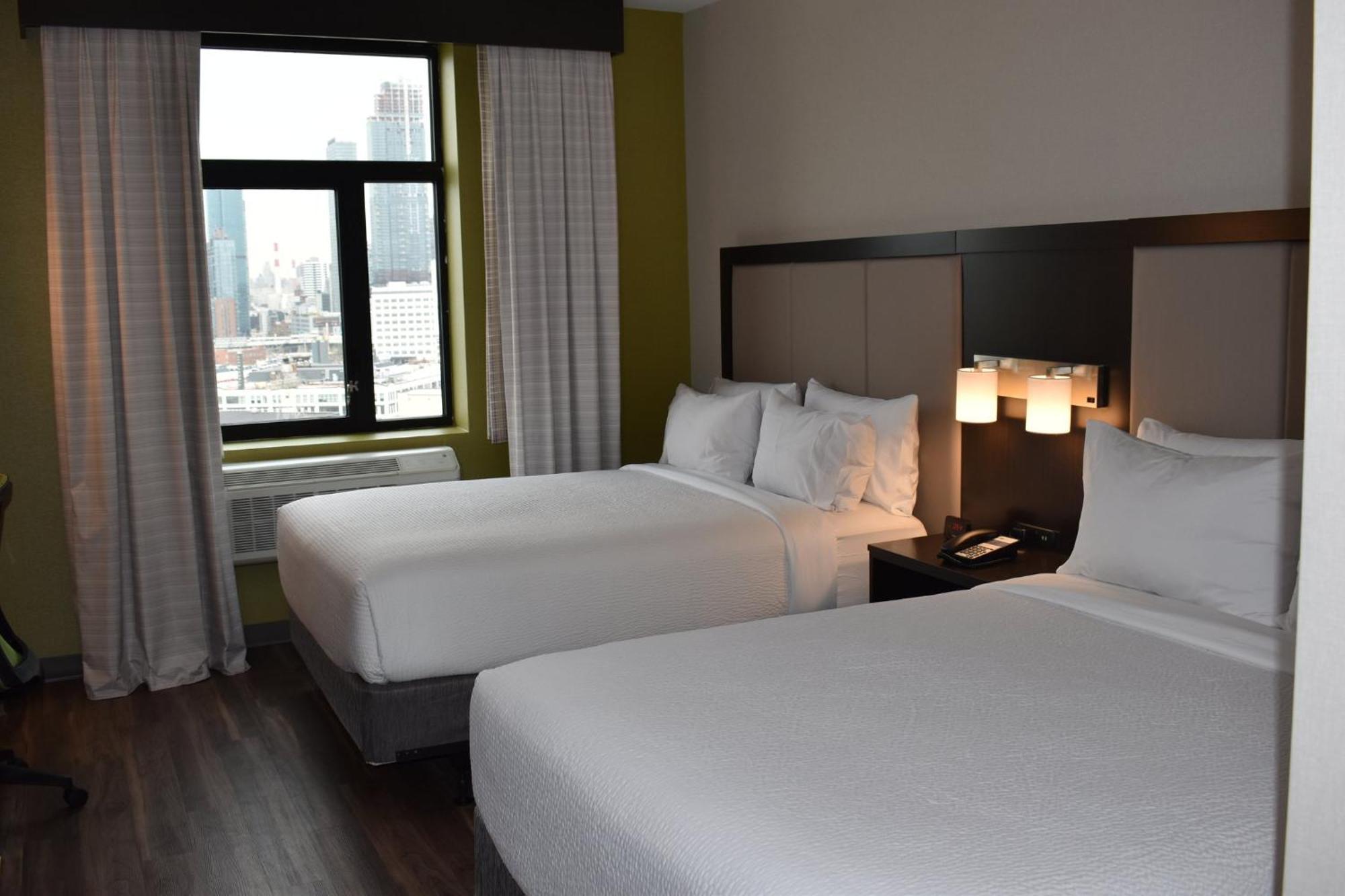 Holiday Inn Express Long Island City E - New York By Ihg Экстерьер фото