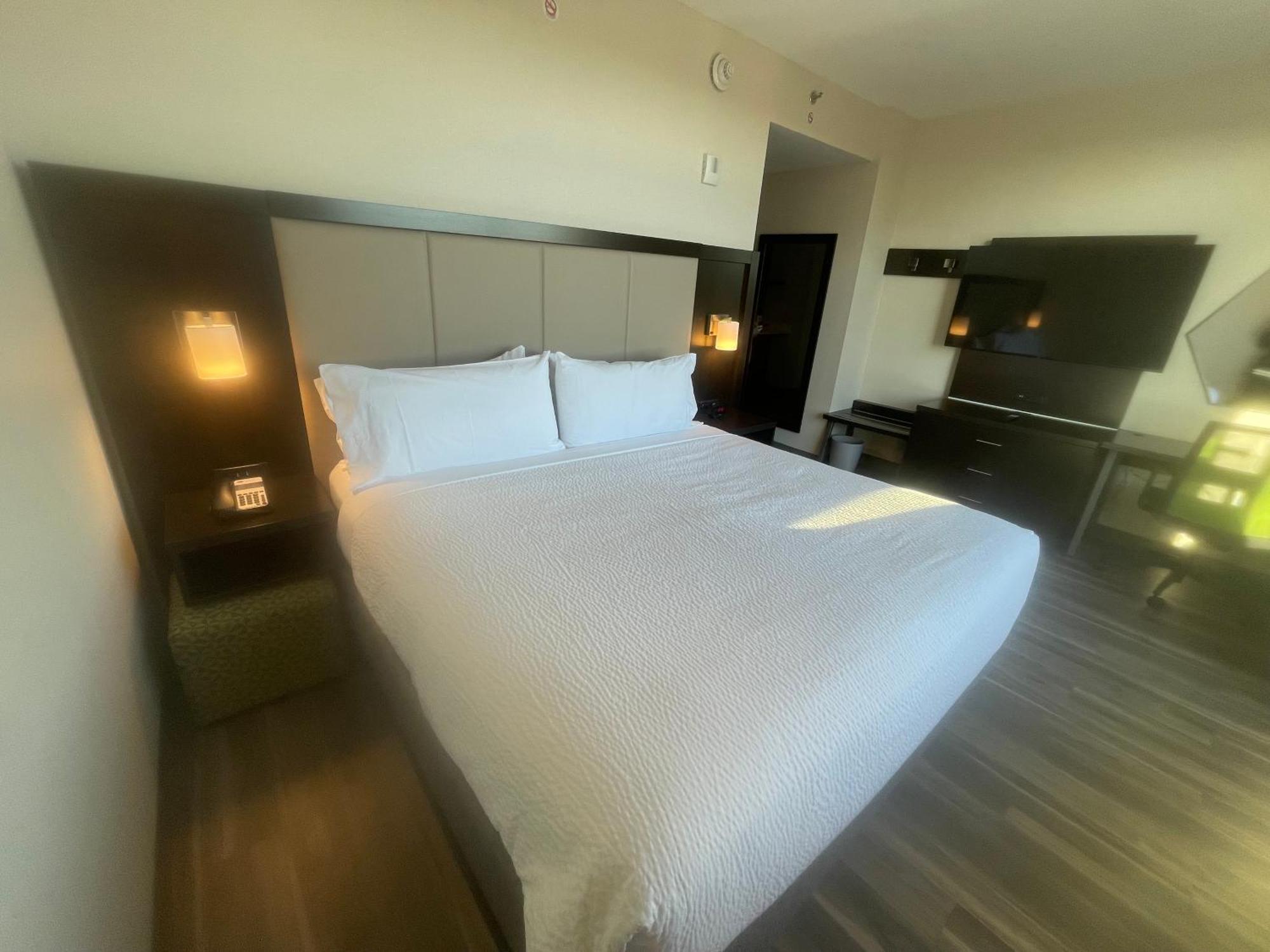 Holiday Inn Express Long Island City E - New York By Ihg Экстерьер фото